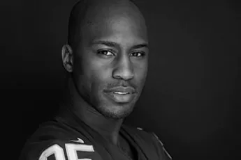 Vernon Davis, Former NFL Player - Youth Homelessness Awareness Month | Covenant House 